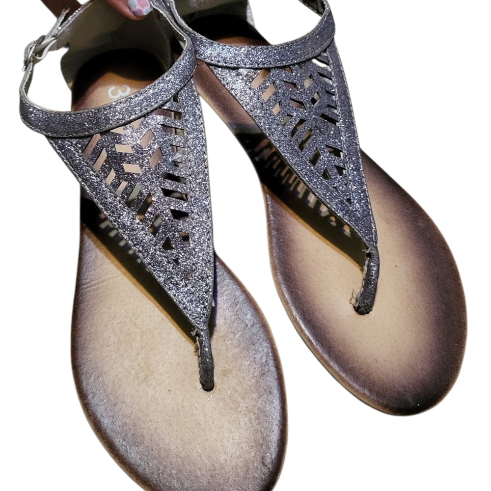 385 Fifth Silver and Brown Sandals with T-Strap Design